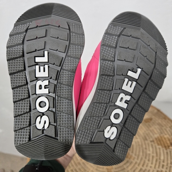 NWT Sorel Pink Insulated Waterproof Winter Snow Boots 6 - Picture 7 of 9